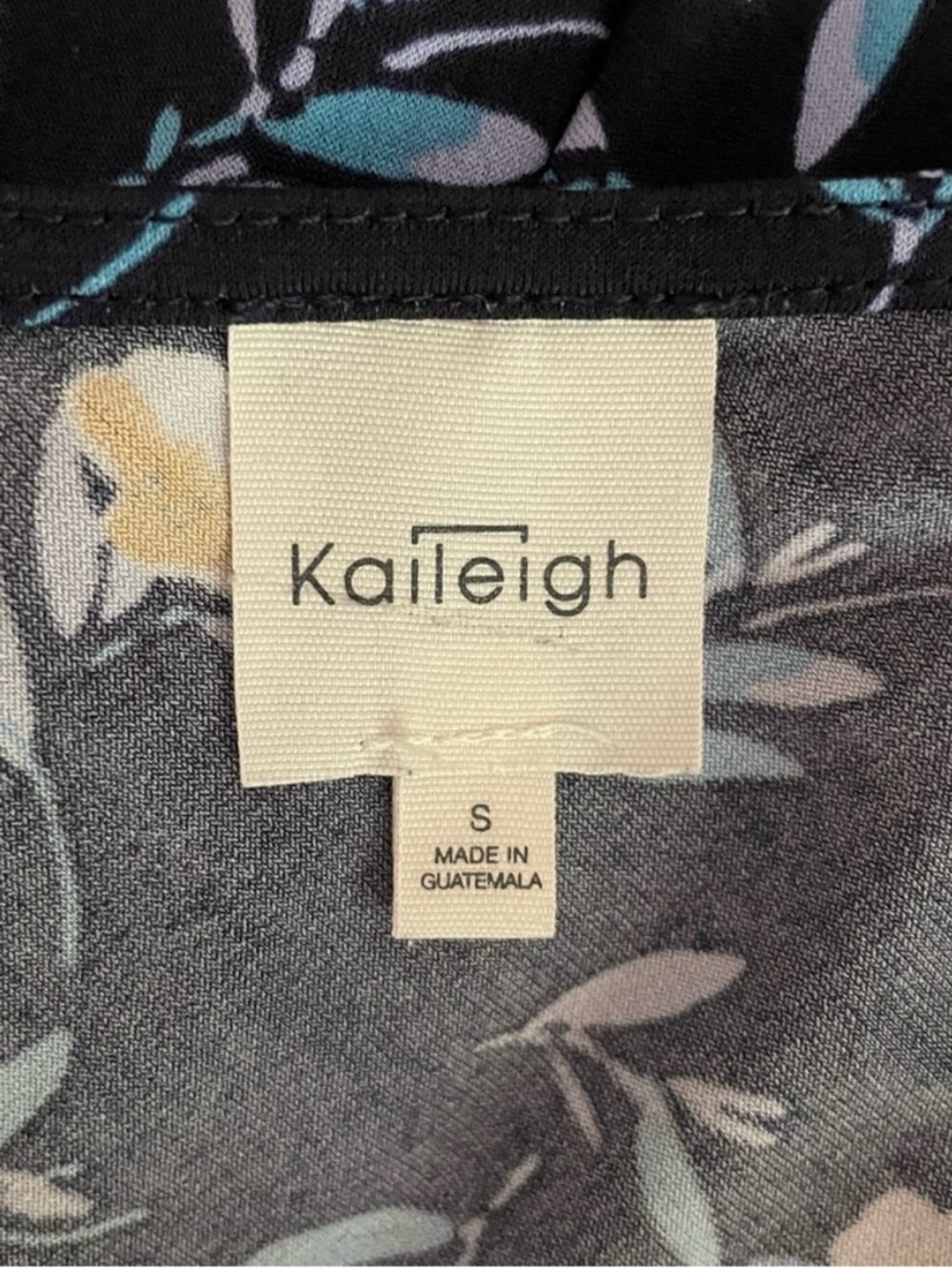 Kaileigh Stitch Fix Amandine Knit Surplice Floral Fit and Flare Dress Size S - Picture 7 of 7